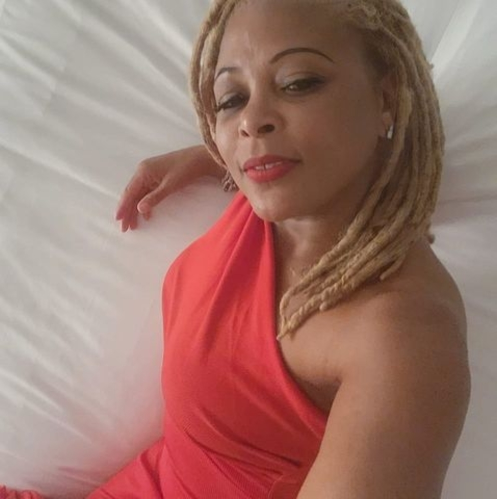 Meet your Posher, Deanna